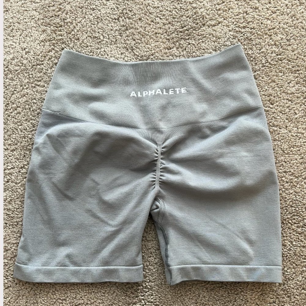 NWT Alphalete Amplify Shorts Utility Grey S